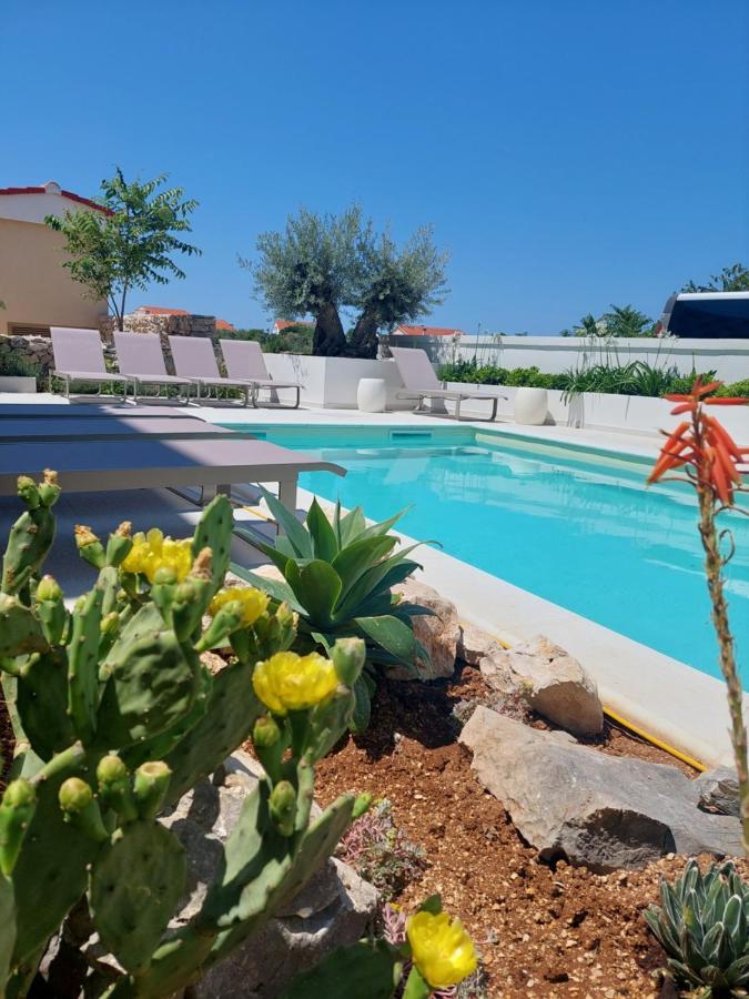 Villa Cala, Hotel Rooms&Apartments Novalja Eksteriør bilde